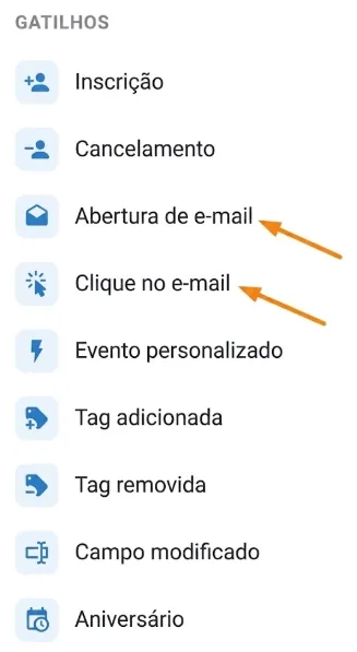 Paleta do editor de automações mostrando os gatilhos de abertura e clique em email
